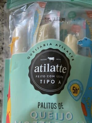 Queijo Mussarela Palito Atilatte 304g 8 Unidades